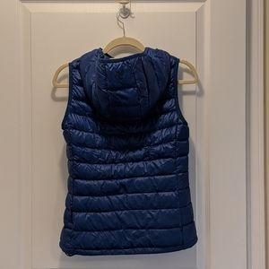 TNA Aritzia down filled vest